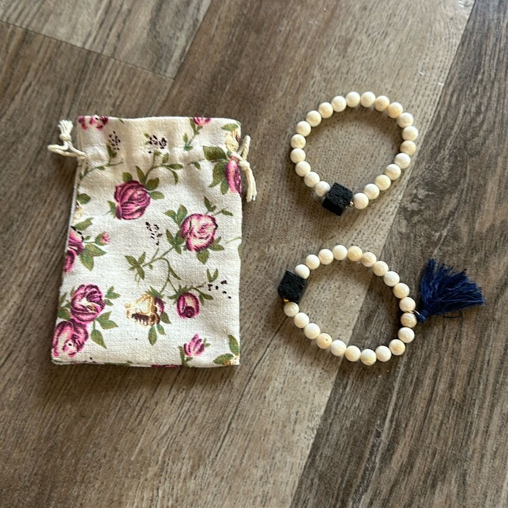 NEW Bundle (2) Handmade Beaded Bracelets with Drawstring Bag